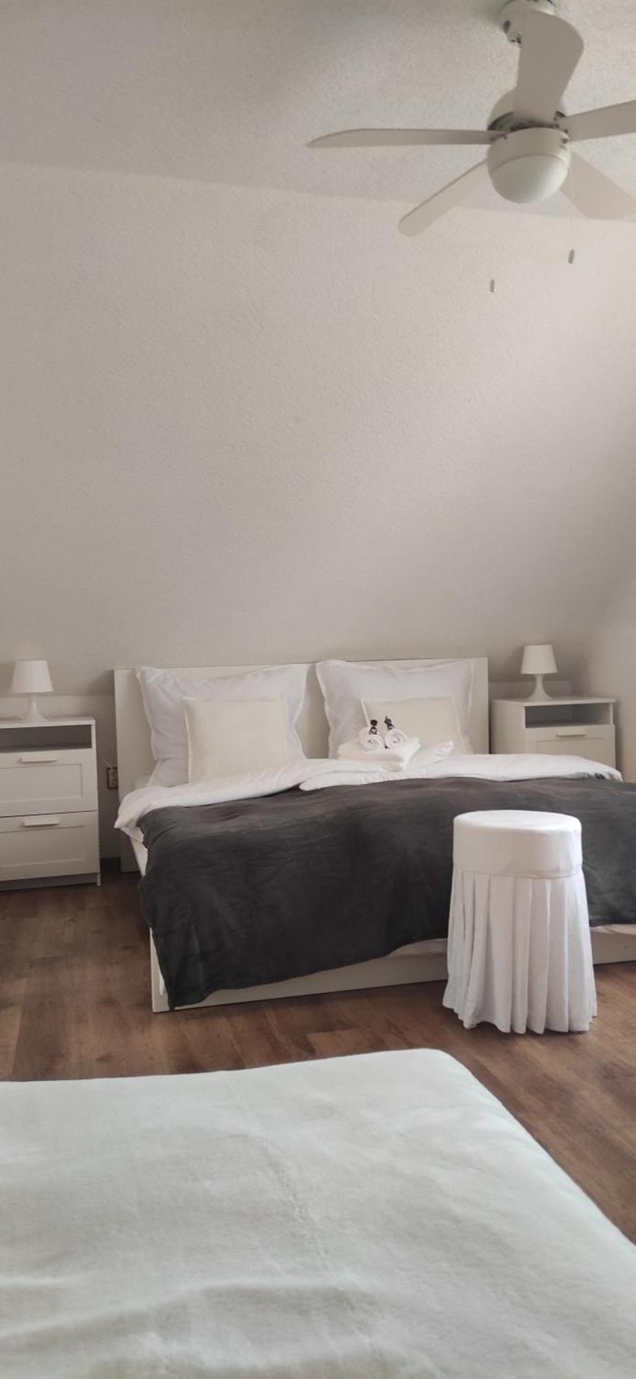 Apartman Nad Vinnym Sklepom Pouzdrany Exterior photo