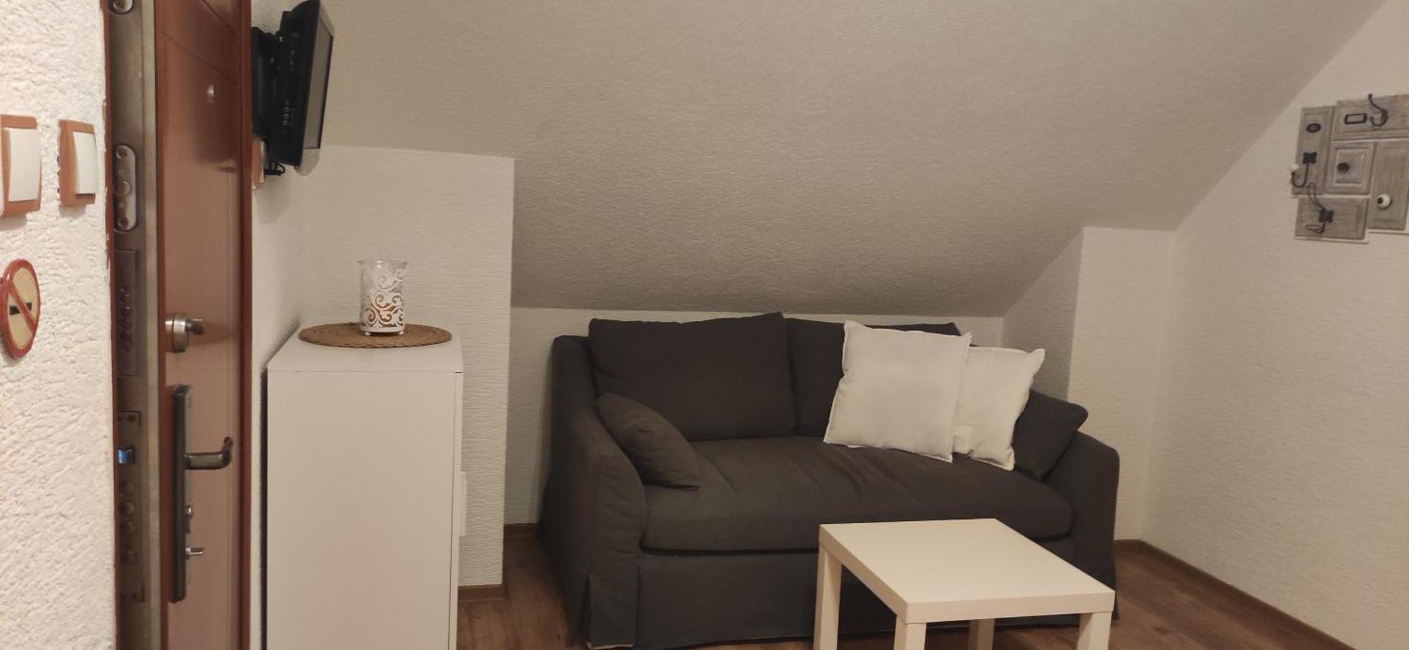 Apartman Nad Vinnym Sklepom Pouzdrany Exterior photo