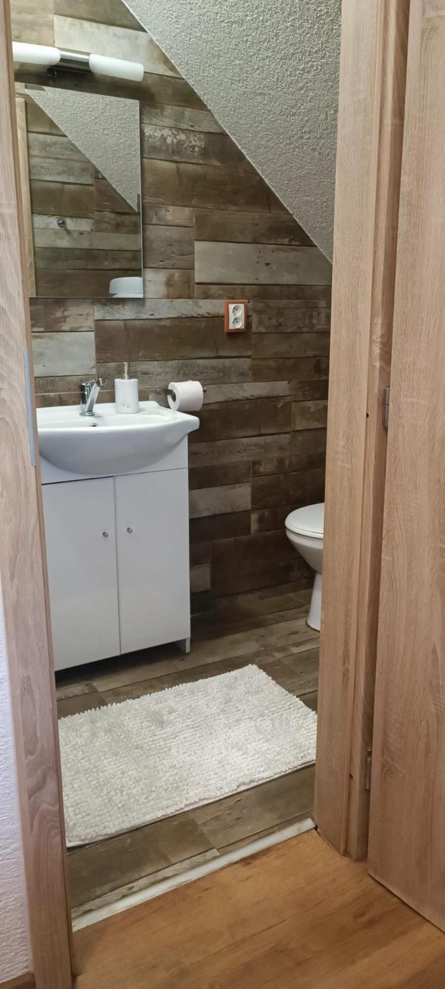 Apartman Nad Vinnym Sklepom Pouzdrany Exterior photo